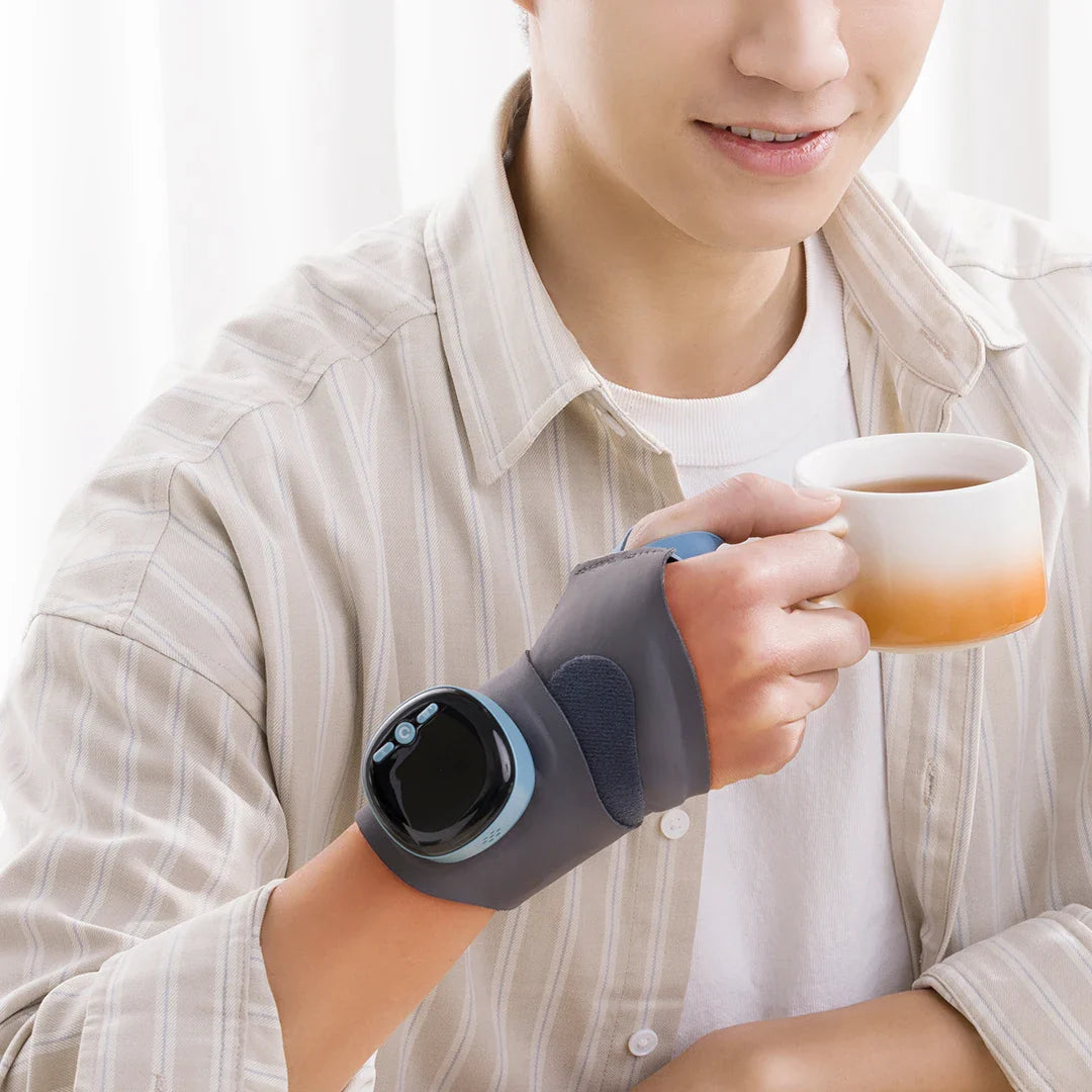 COMFORTCUFF™ – Il Tutore Riscaldato con Stimolazione Muscolare Avanzata.